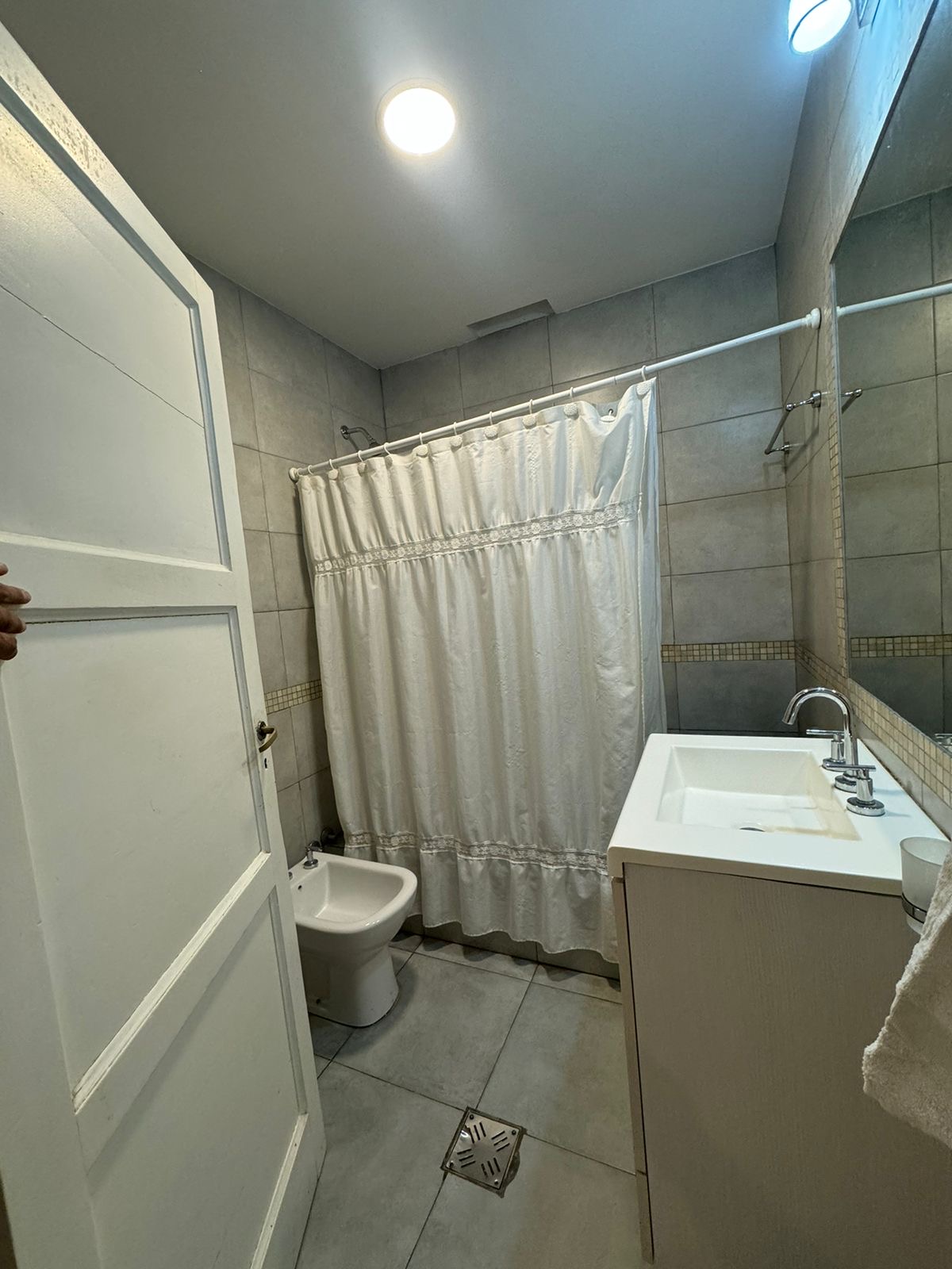 74254180-458a-4b8e-b318-de1c3ffc7501