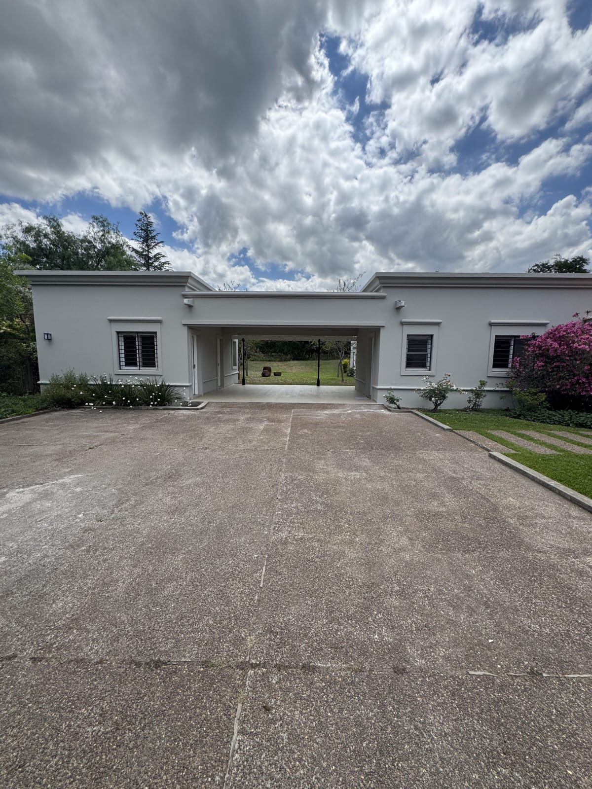 77ad201d-2805-4148-ab6b-515c59c3858d