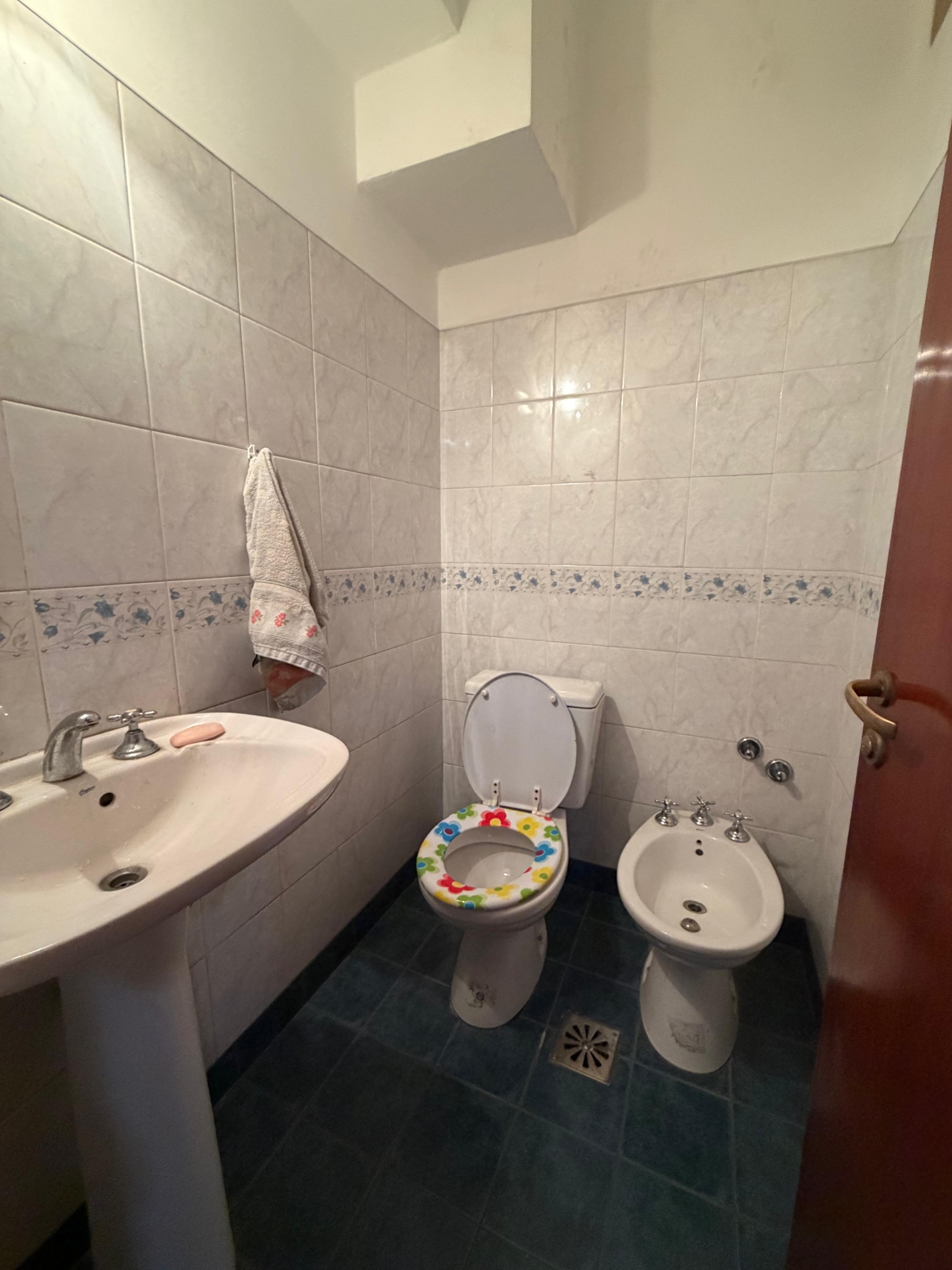 848979b4-ed2d-4a17-bb3a-66ced07ab143