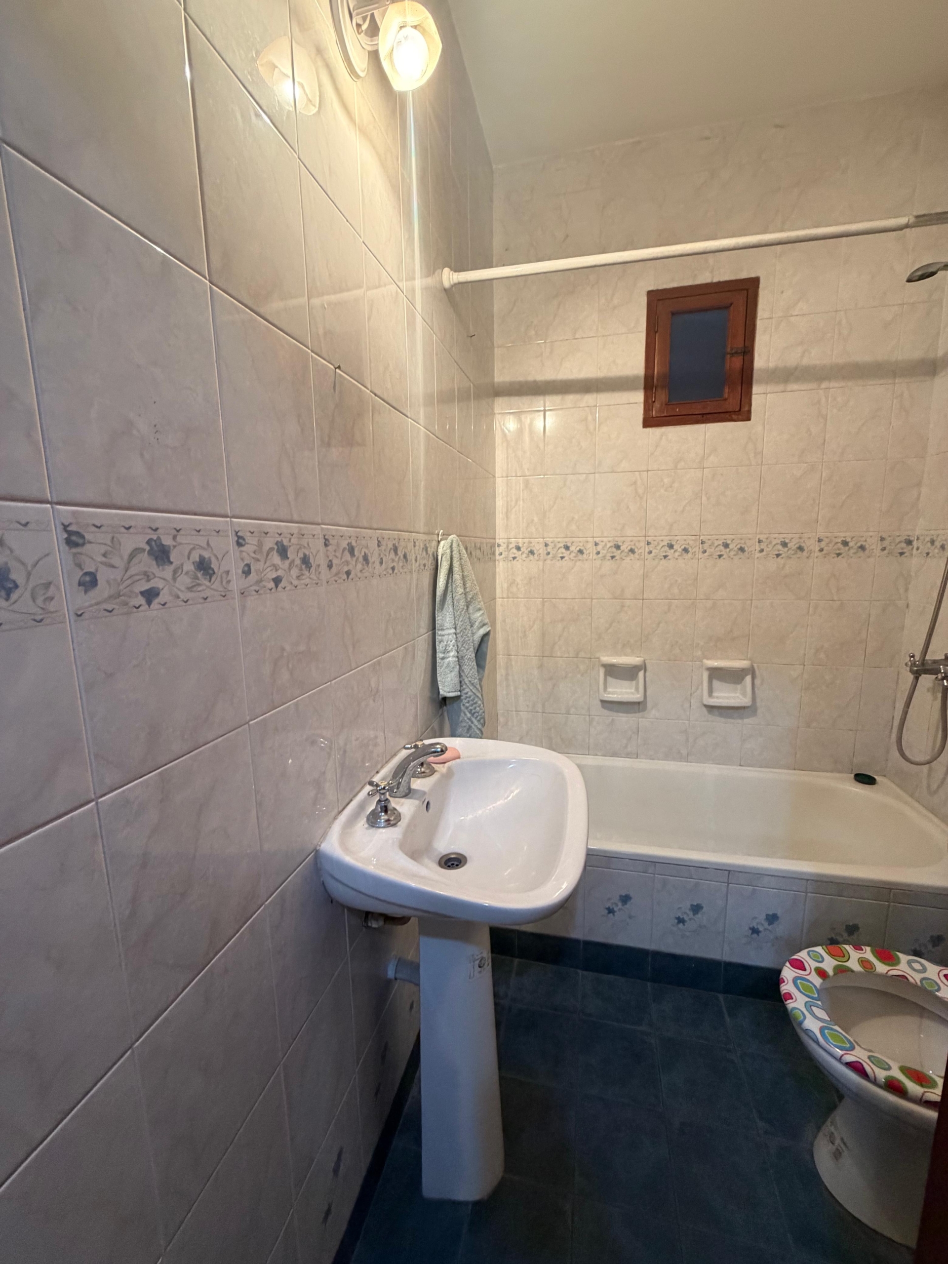 8bfebed4-3e1a-44db-b916-f99c0049499c