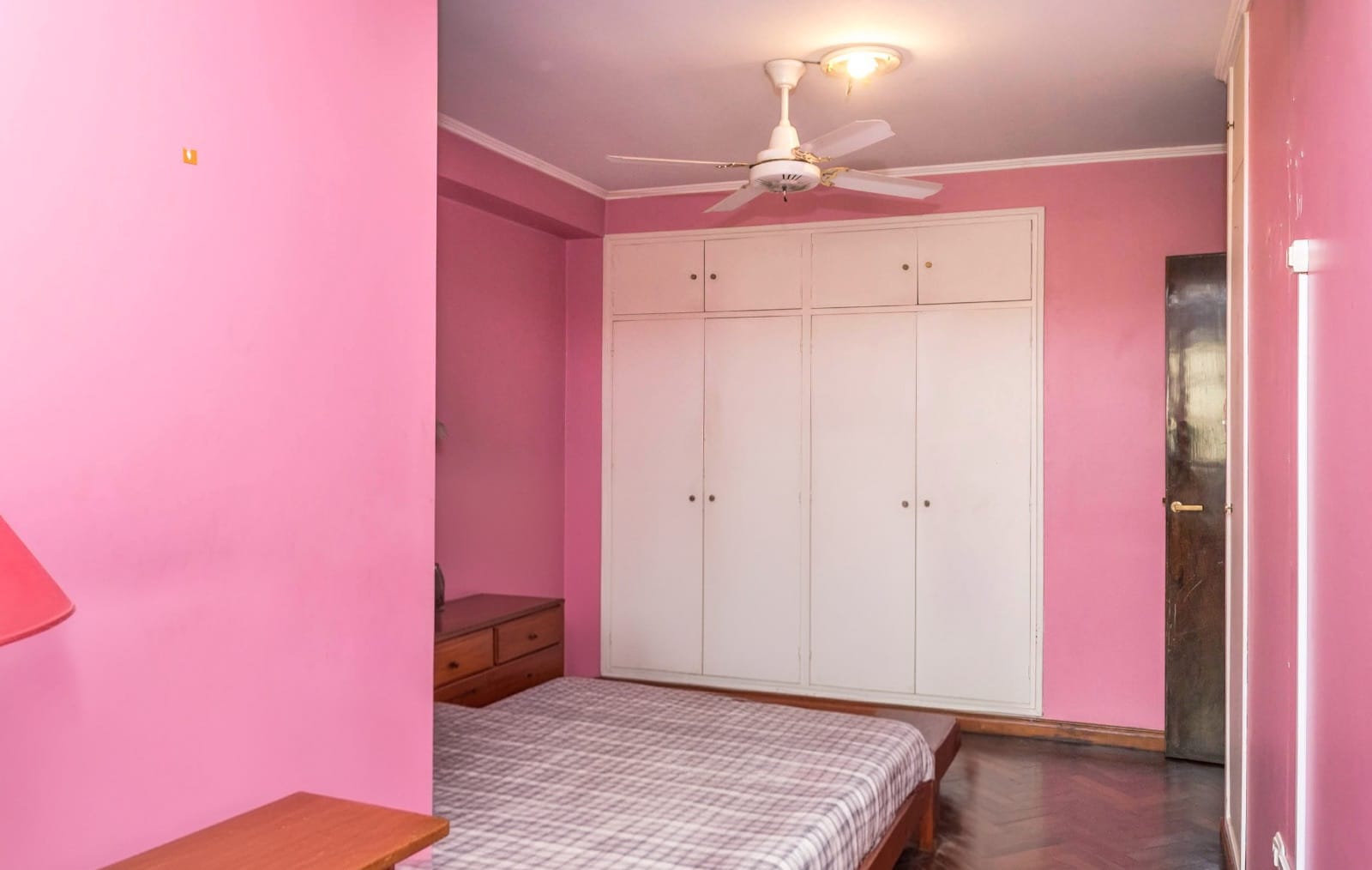 b2b9cc74-b5fe-44ce-99ae-721599187ce0