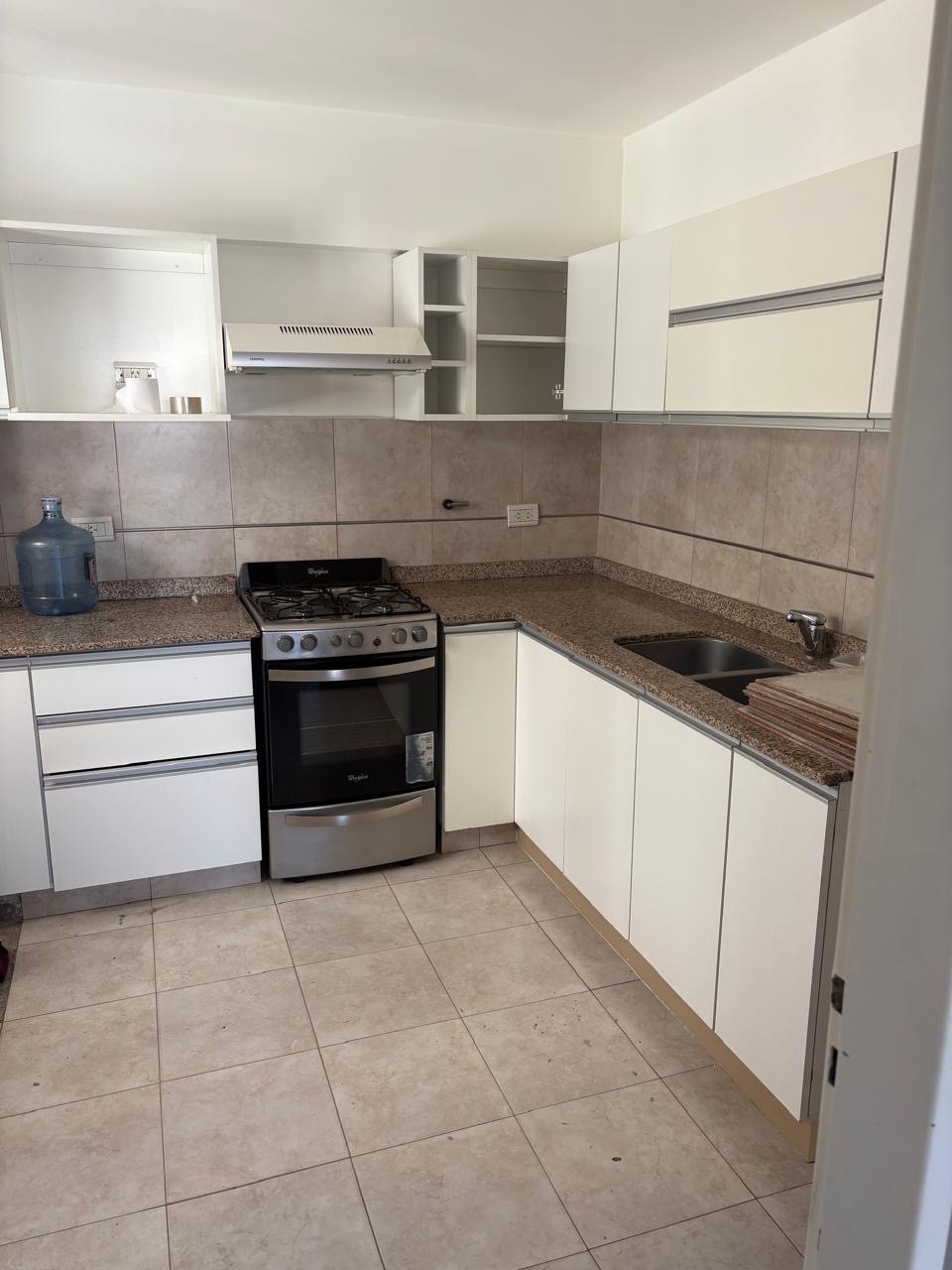 c5fcf900-a35e-4424-b048-41a458f4a563