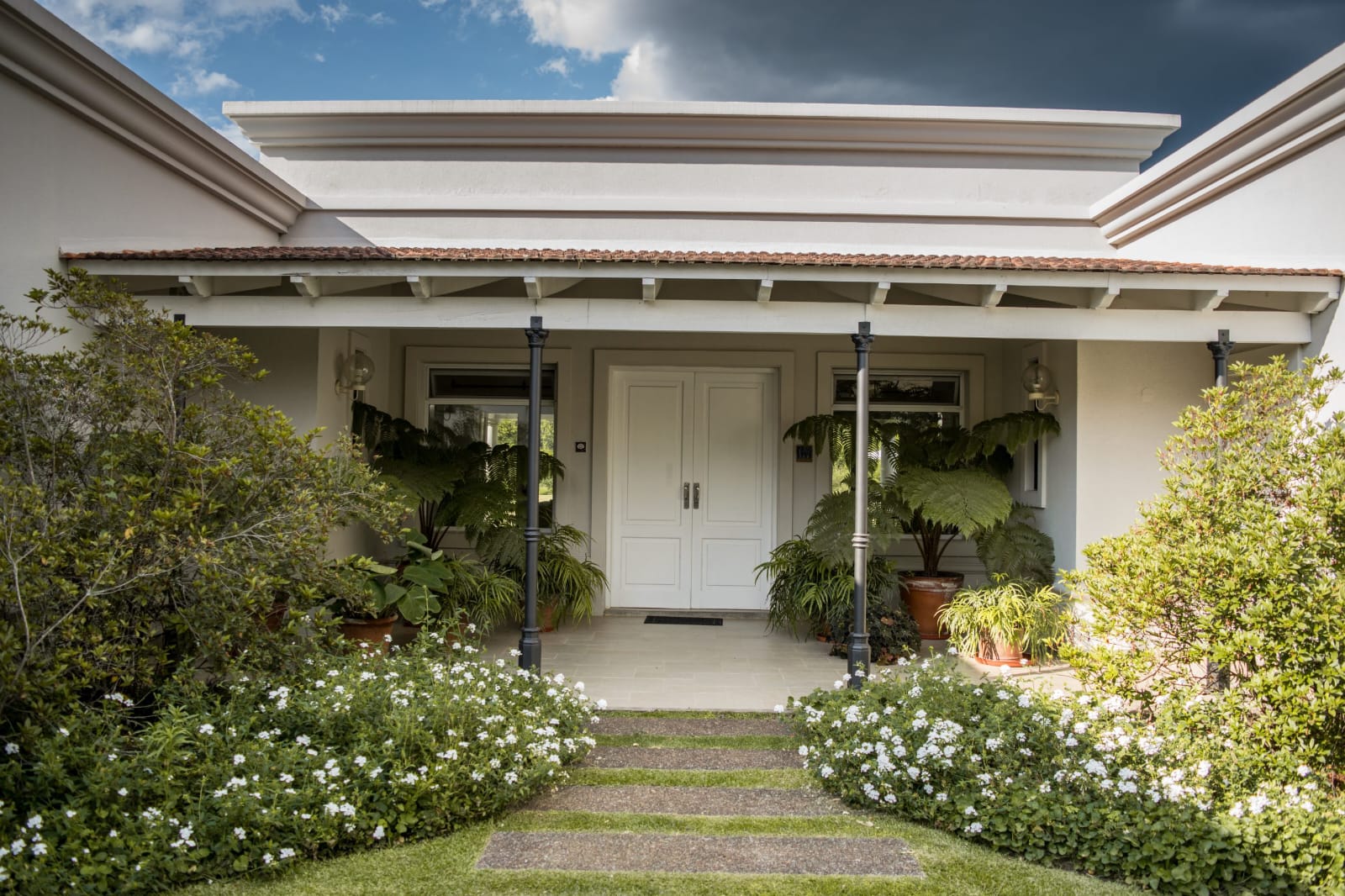 e2eb798b-839b-4412-9040-5f18bbdde455