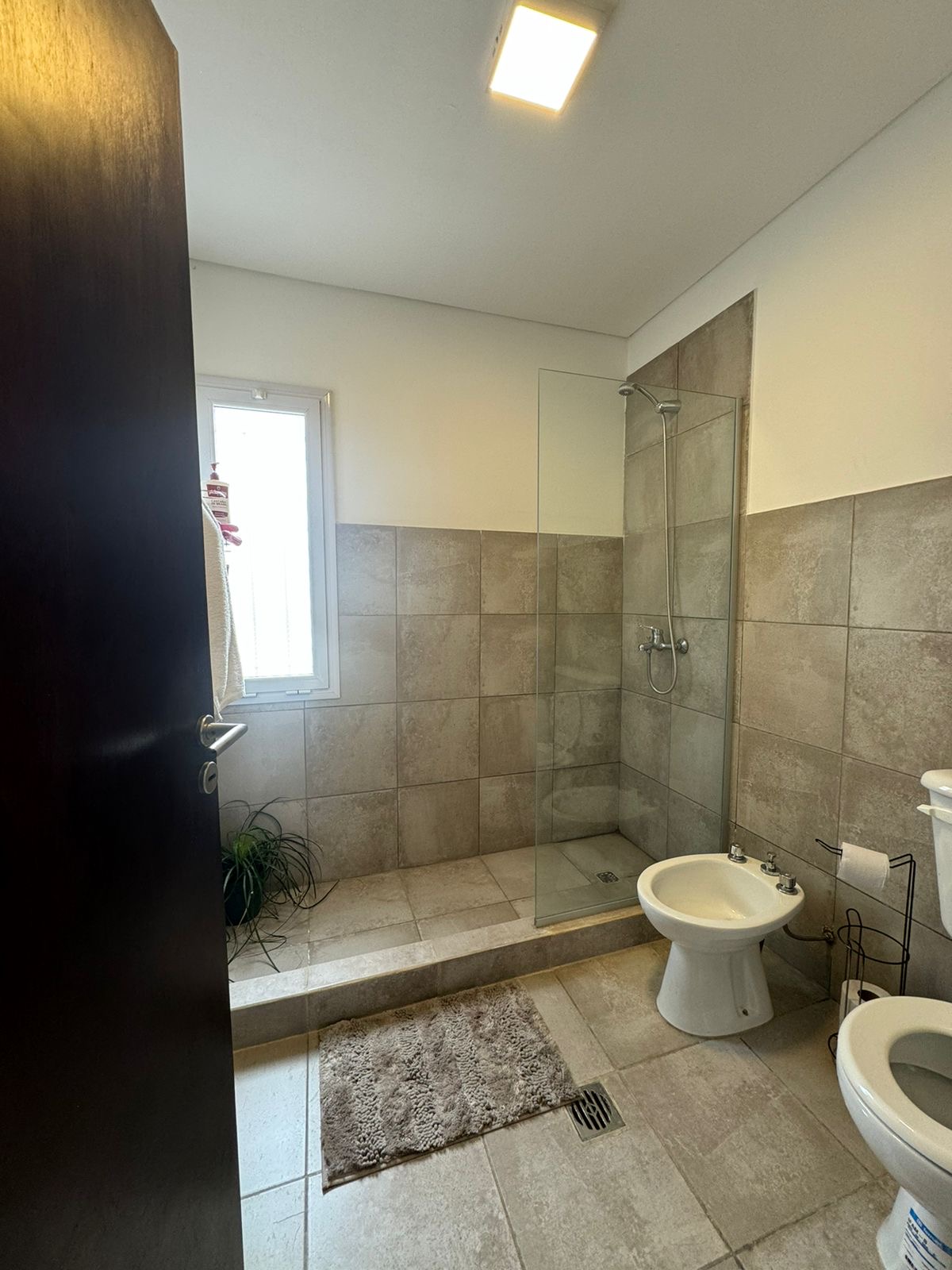 f568fd18-789d-4599-9917-cb517d94047f