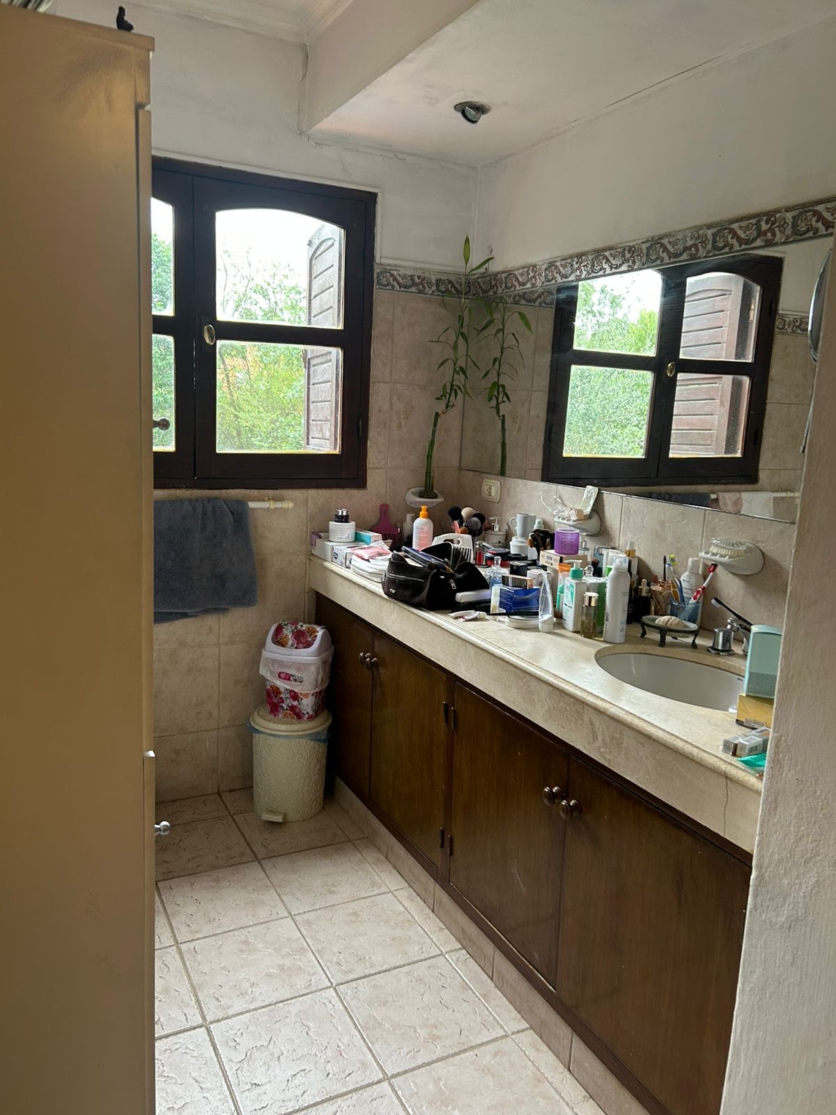 fcc8b8c9-fd46-4f94-aeff-9ab2e4c11376