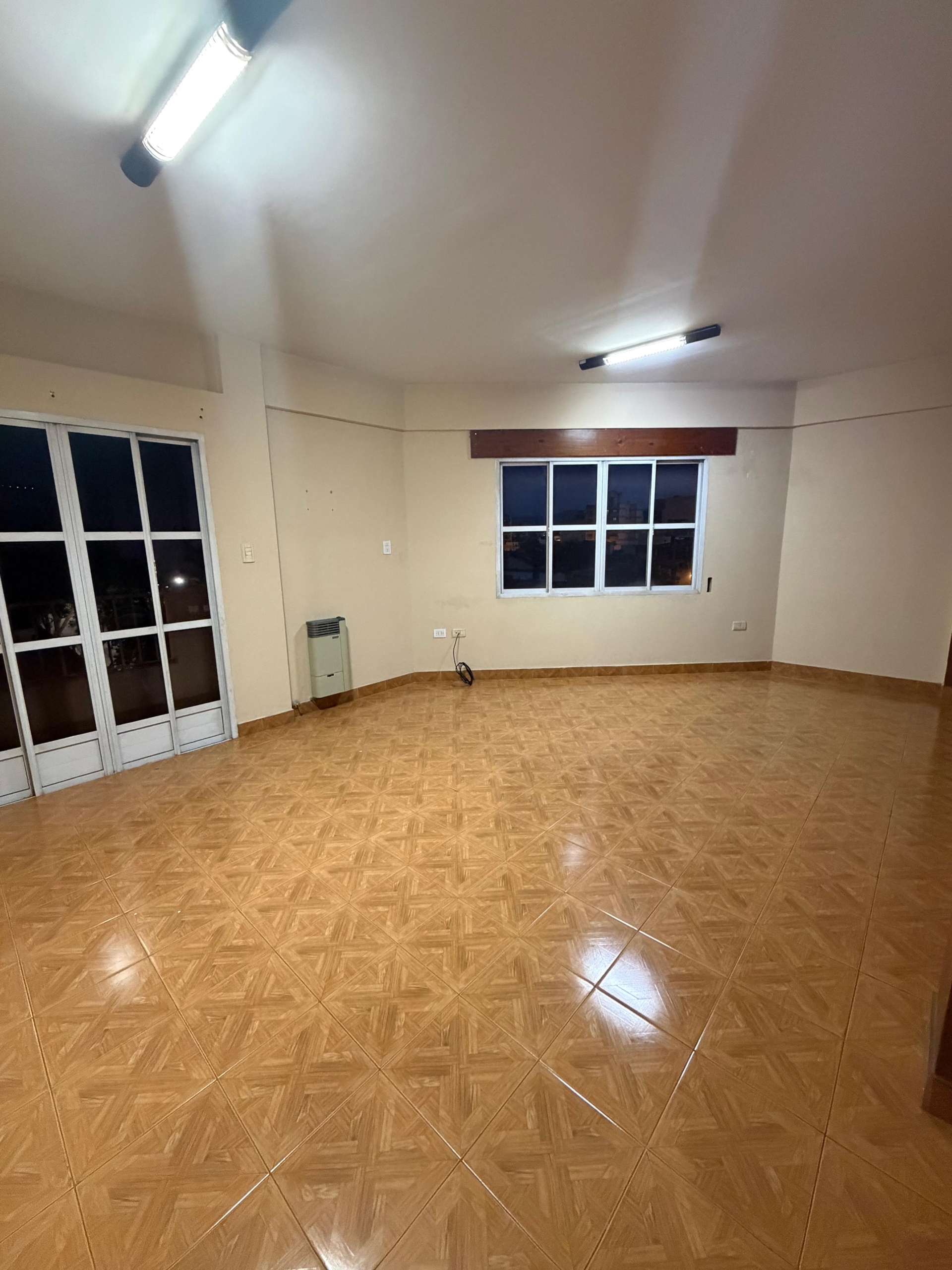 ffd39977-c705-459c-9016-d4aa825c3781