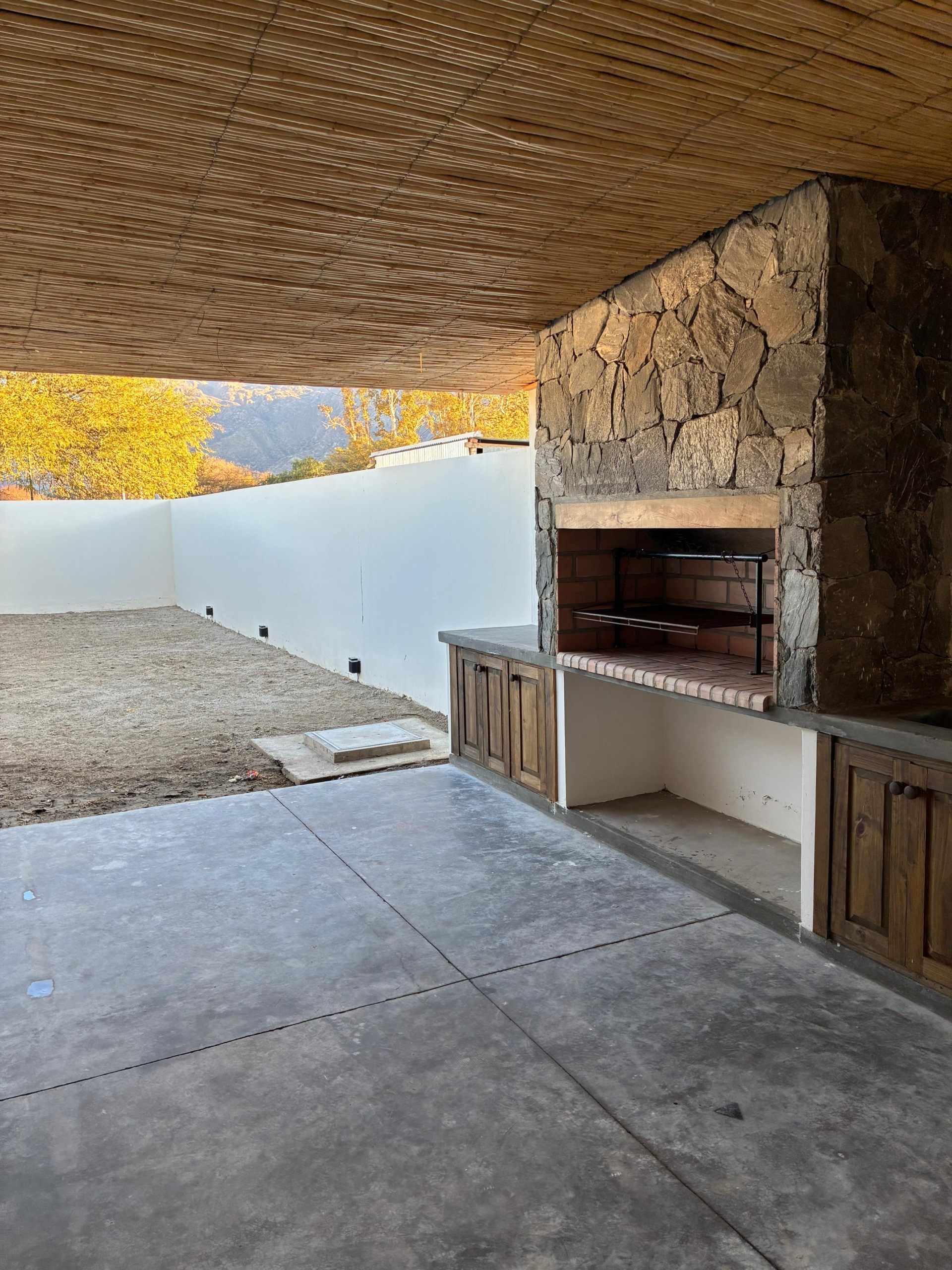 1950eb62-b418-4899-ad9b-086d2530b7c9