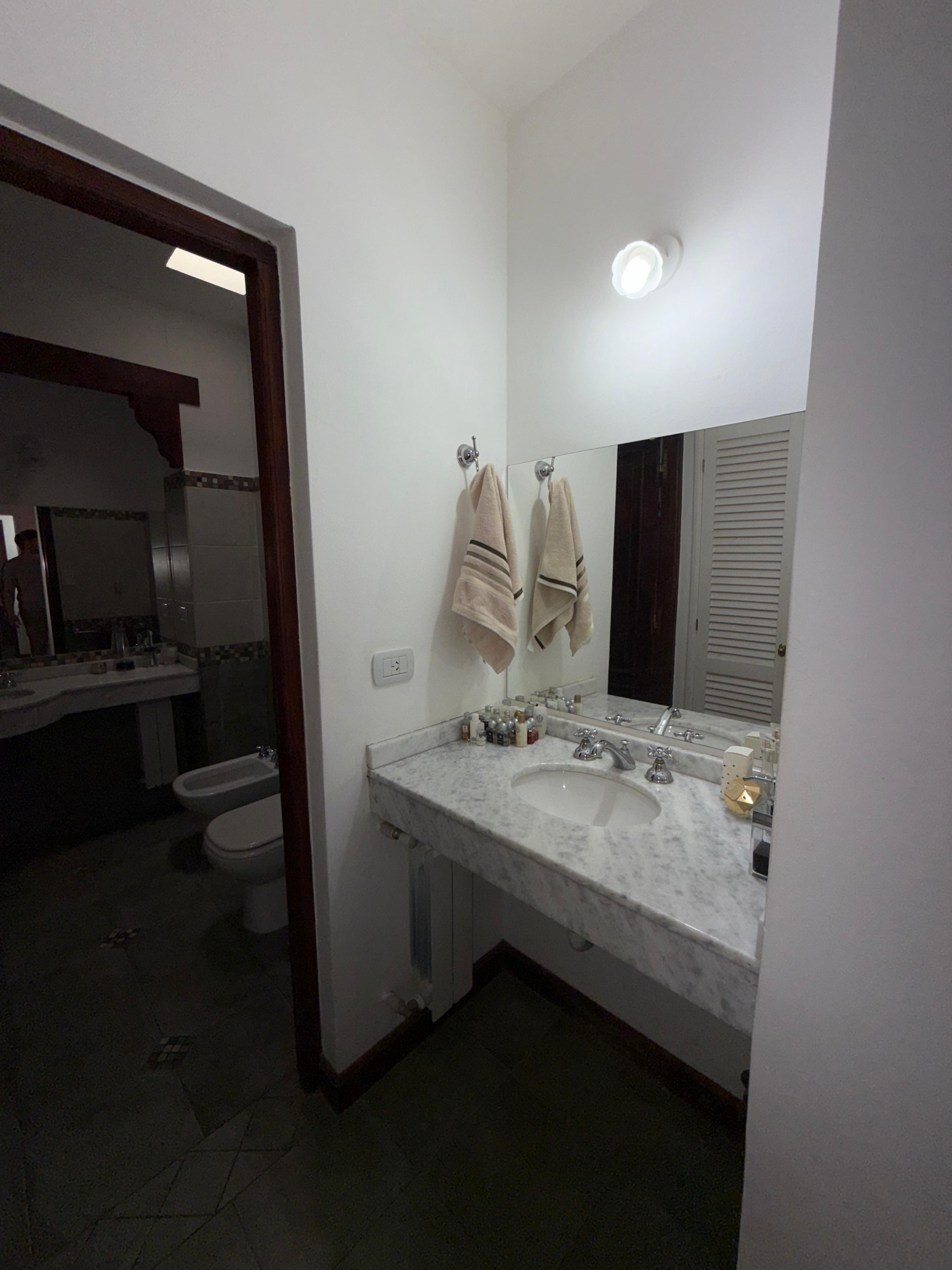 220a79bb-cf4b-4a6d-8391-a9e459b35caa