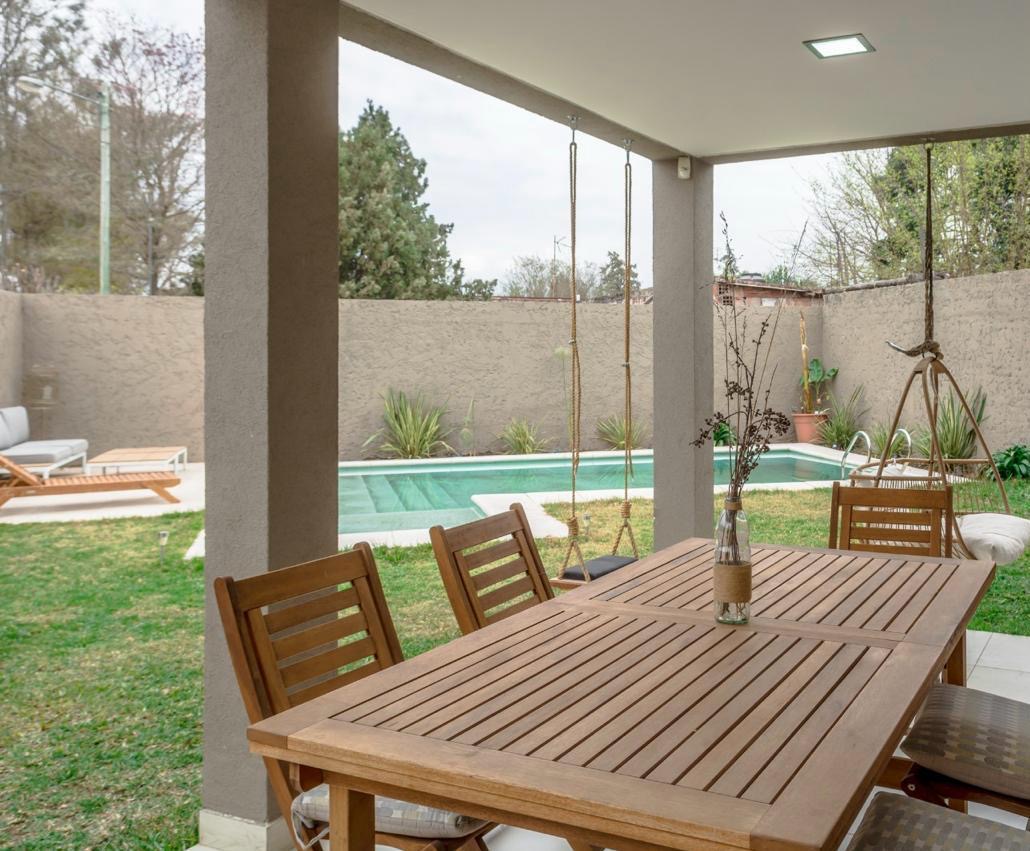 247e8e10-9fc1-4938-a175-77627a0a96de