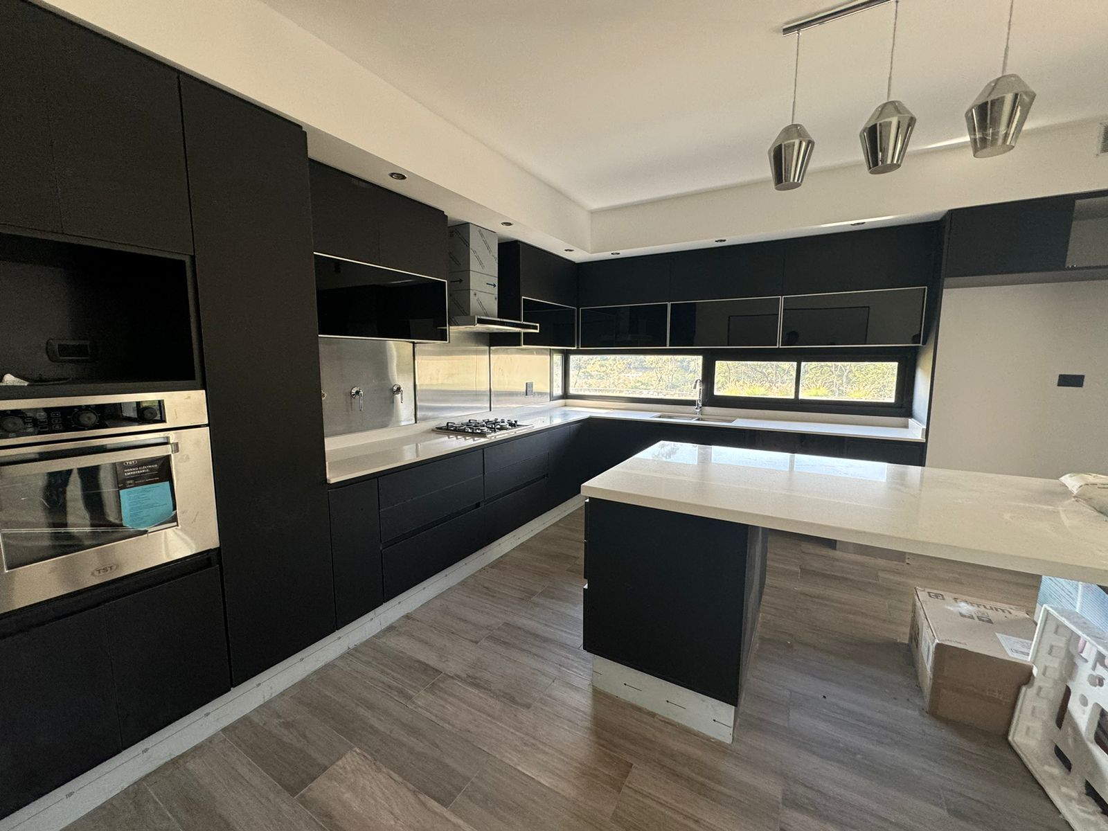 2f35ec9d-4e13-44f6-9555-2c230c9a26e3