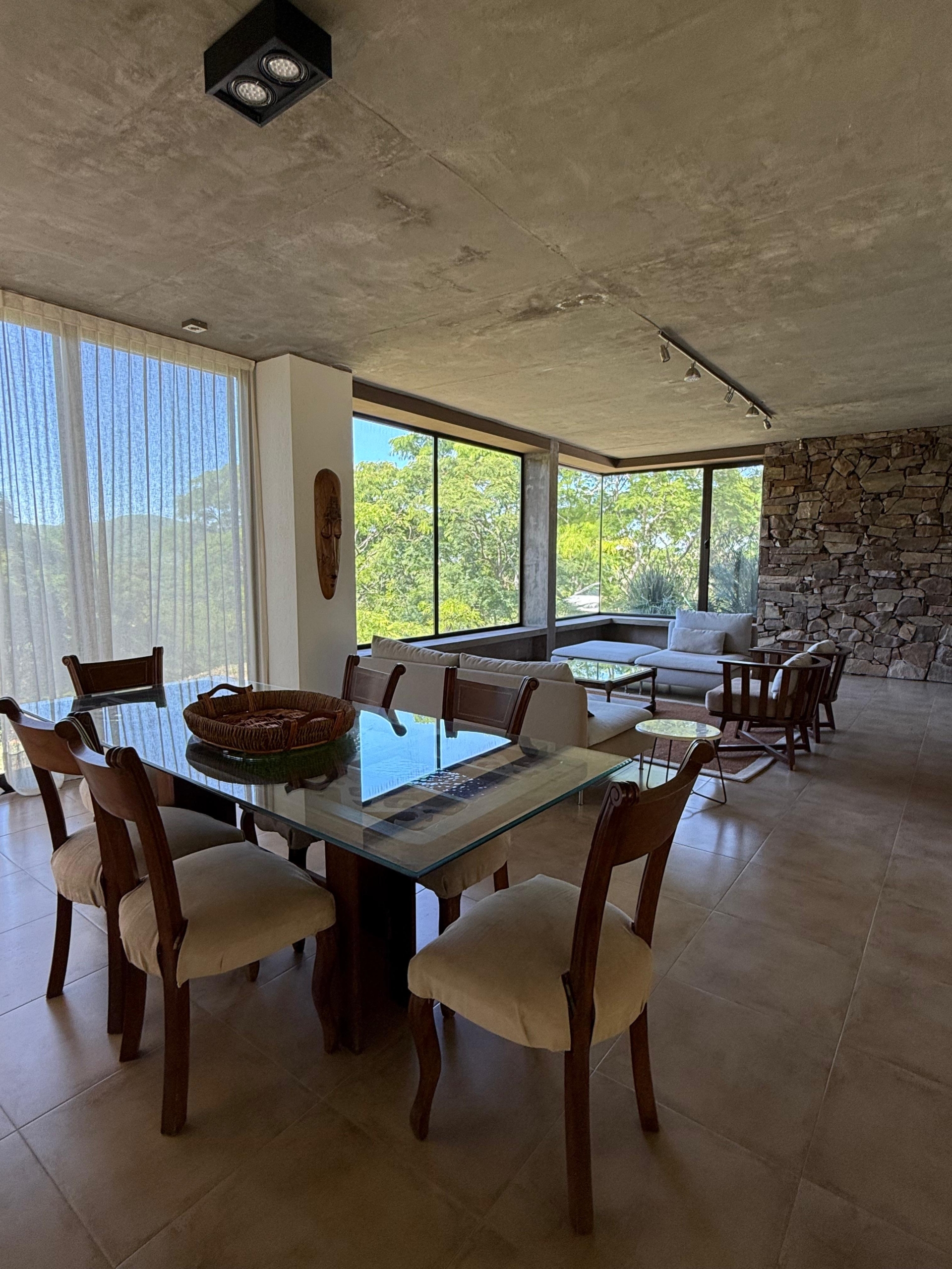 54a47524-84be-44ca-89cf-243ec7c5961e