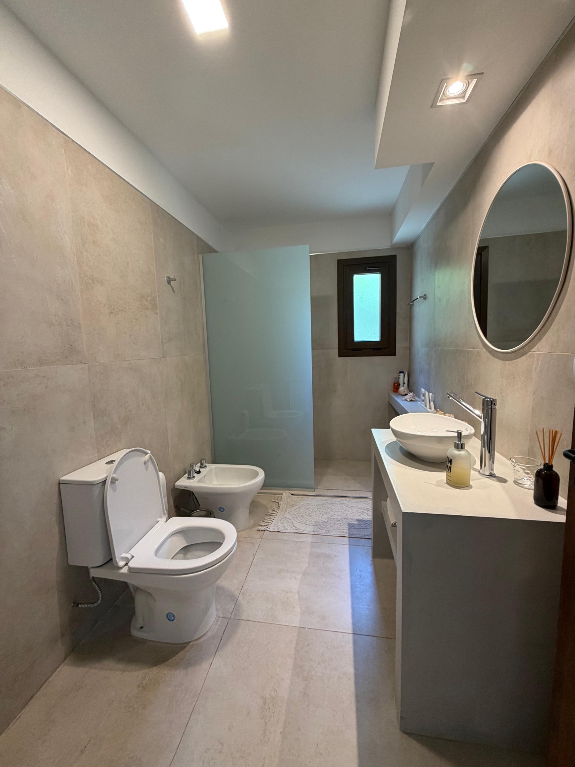 5cd0211e-00d8-4e85-b82a-dbef1a7da24f