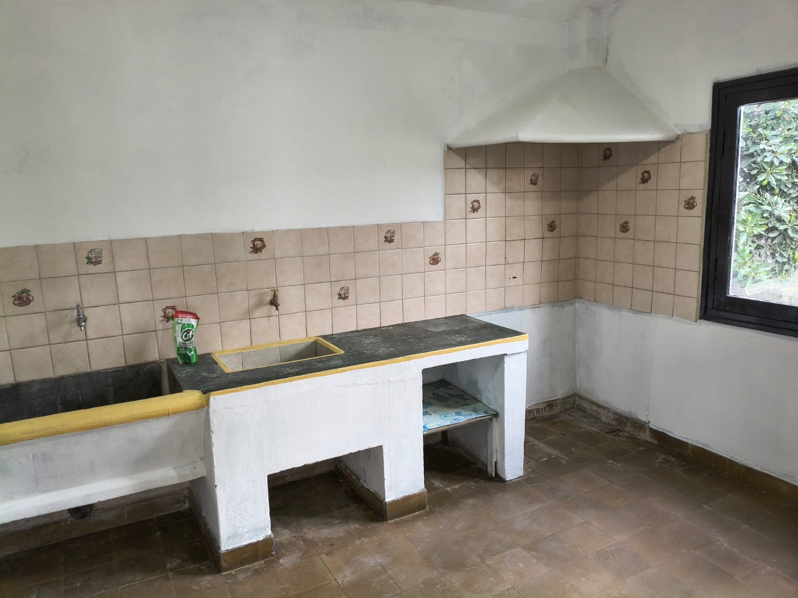 6b9ba05f-82f4-4d90-89a6-7a44ce9112a2