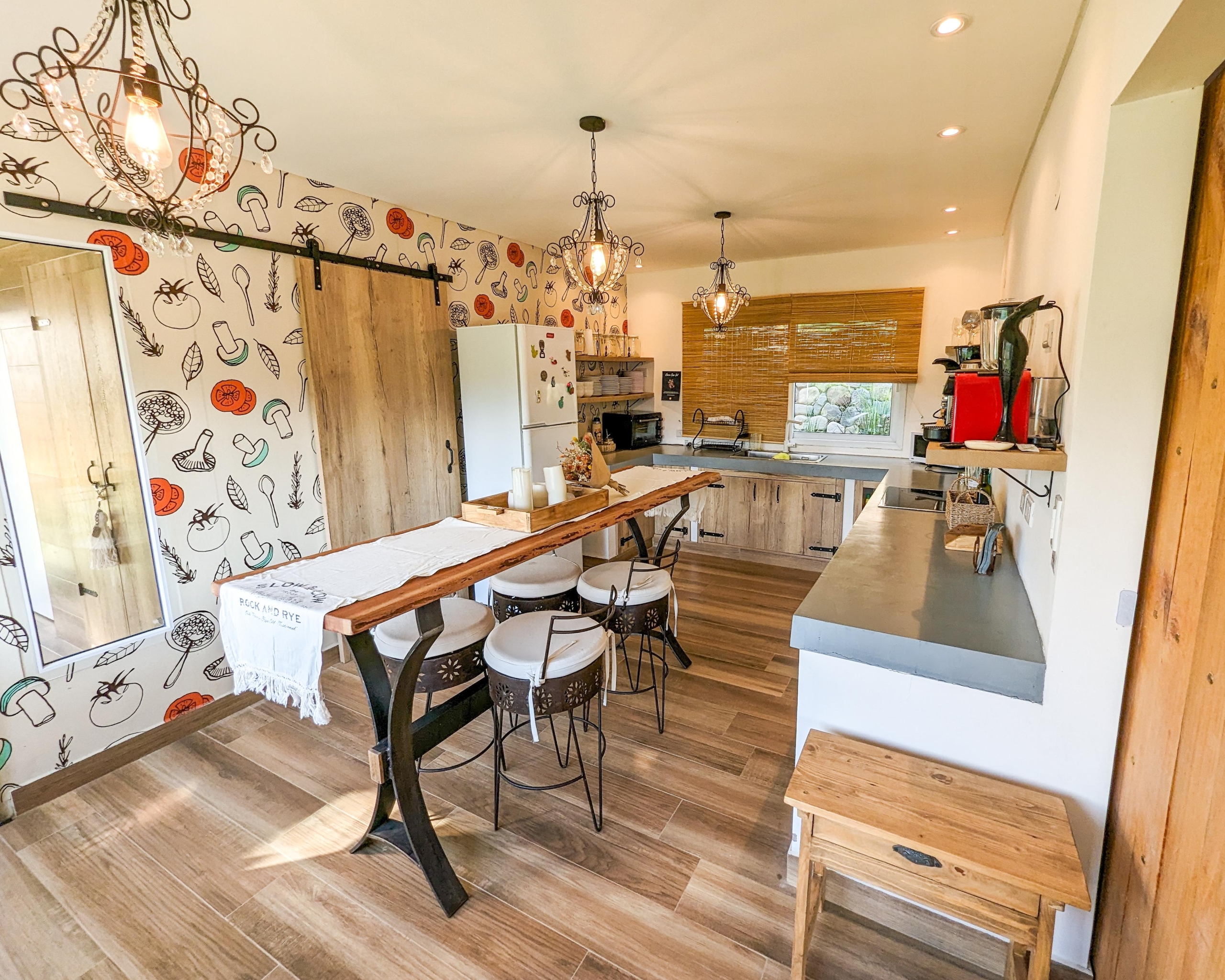 78785570-640e-4015-bf00-8242e7881aec