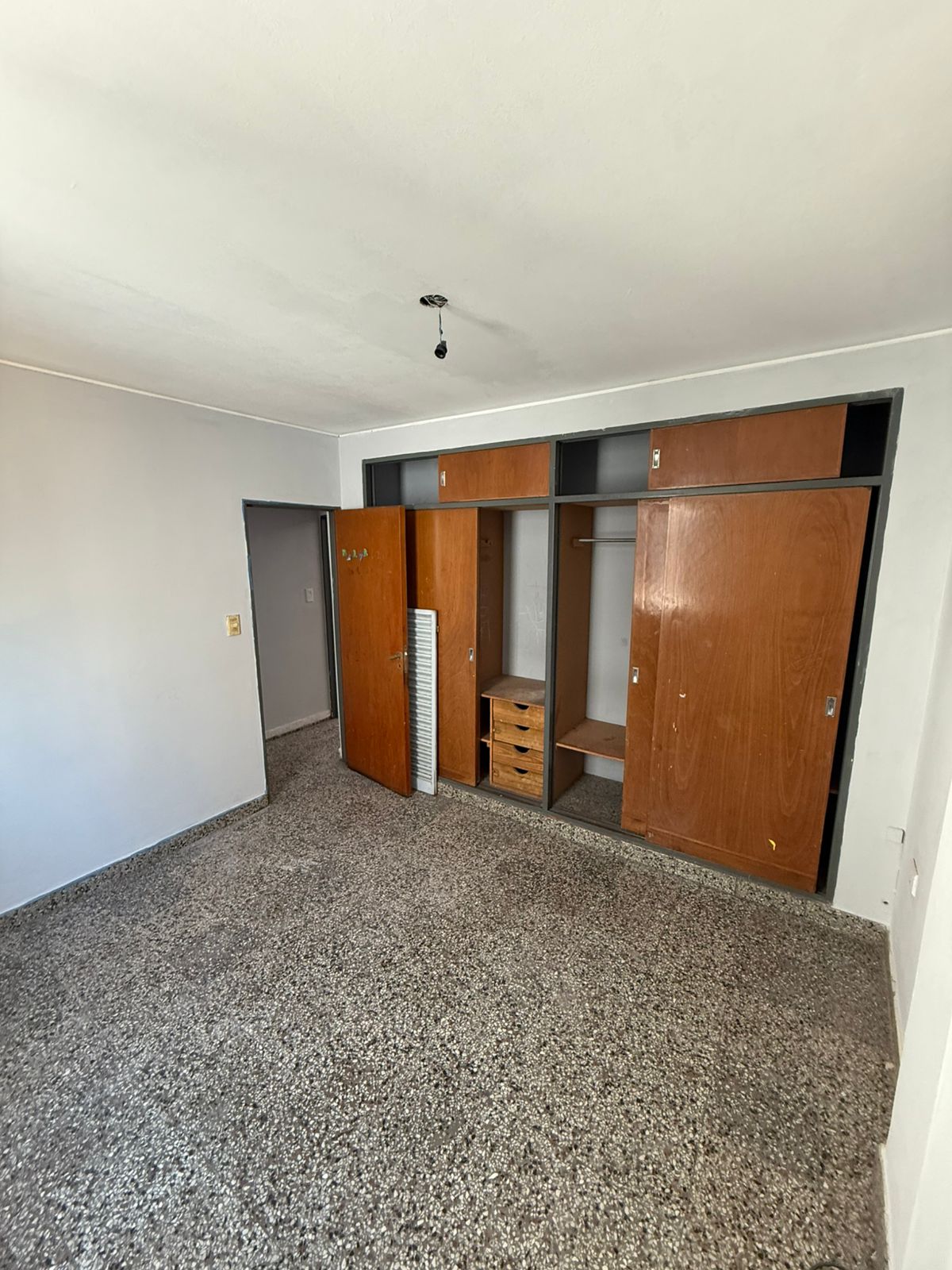 WhatsApp Image 2025-12-09 at 13.50.58 (2)