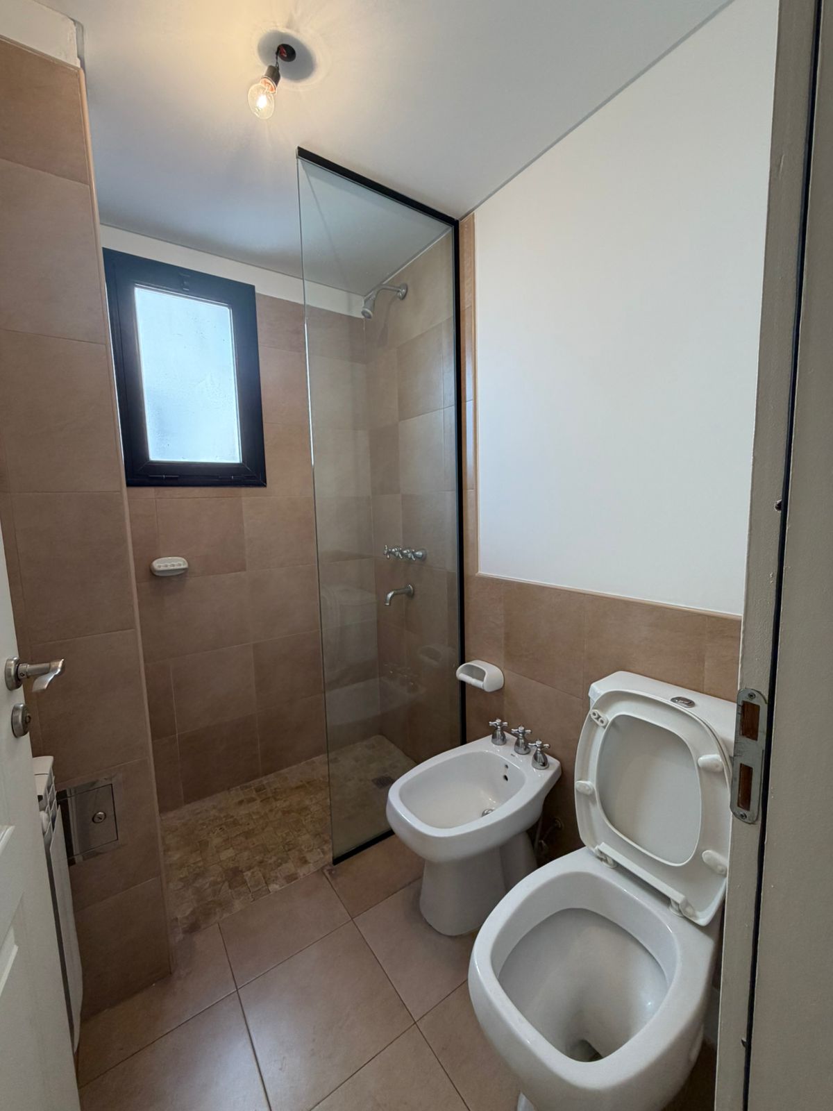 WhatsApp Image 2025-12-09 at 15.23.17 (1)