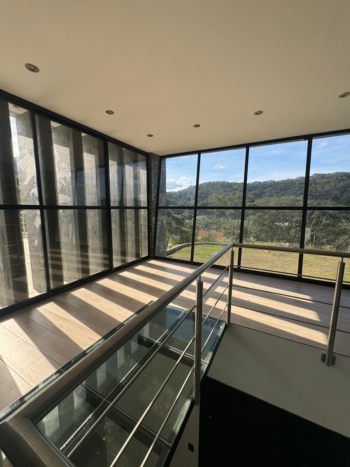 a623acf4-875b-4ddf-ab24-c2f3b15436f6