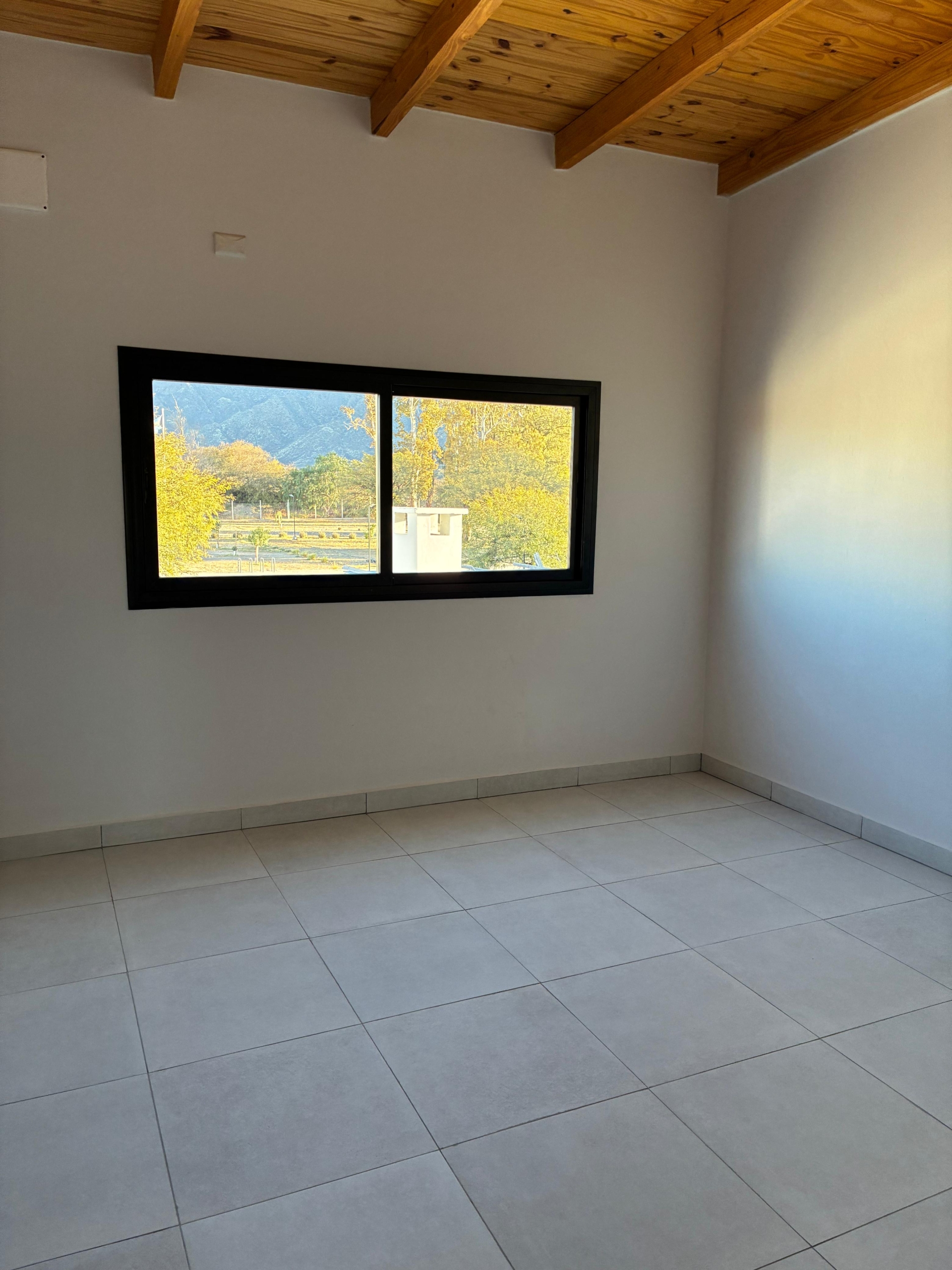 d0b431b5-c9ac-47ef-b443-671b5221935e