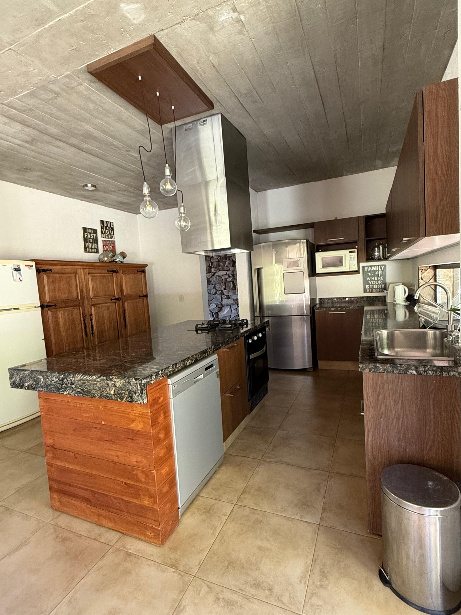 ec5f86a1-cc7b-478b-af09-5b27ac694883