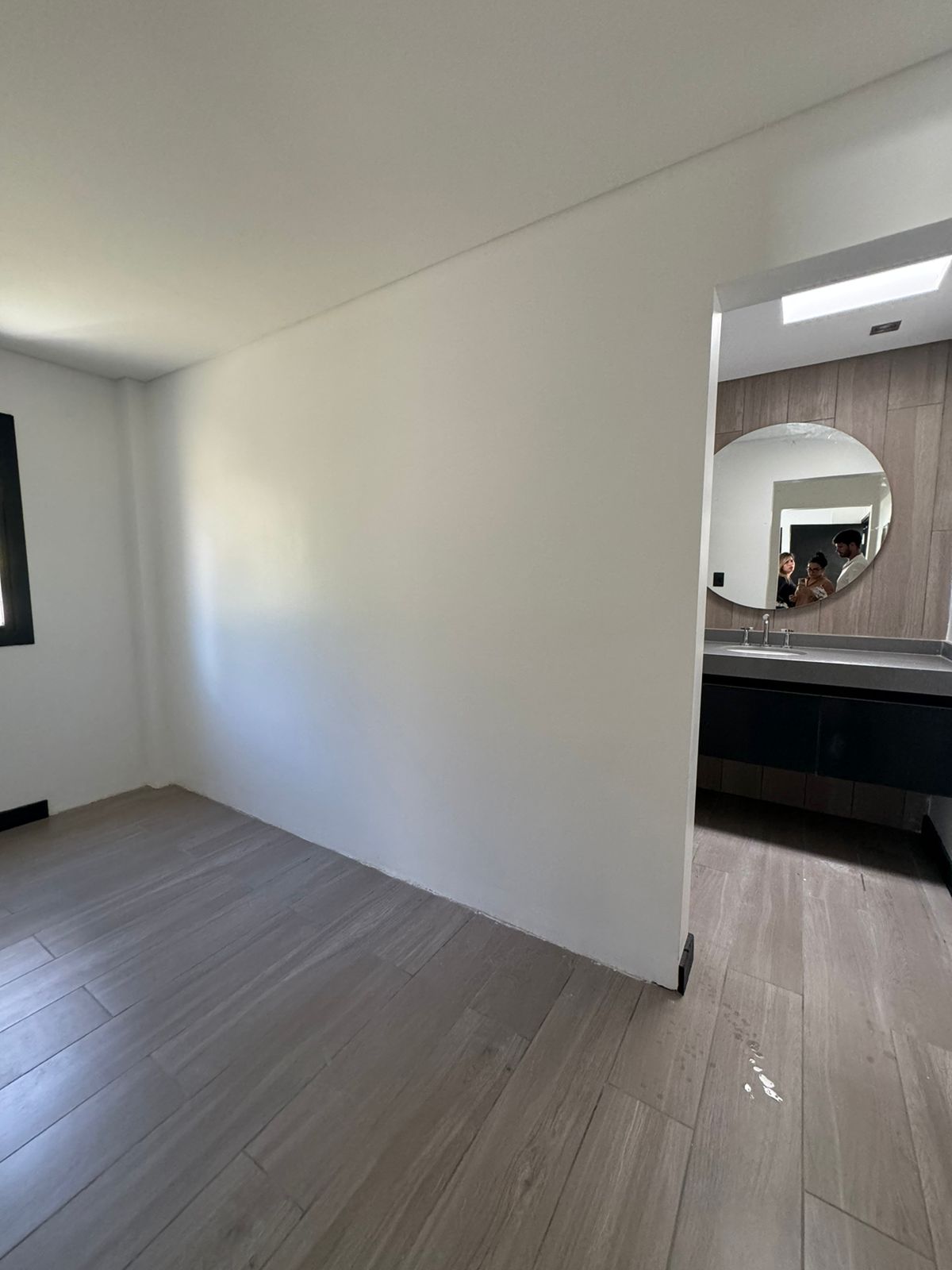 ee35471b-79f4-4a58-8afb-fd2774b91ef3