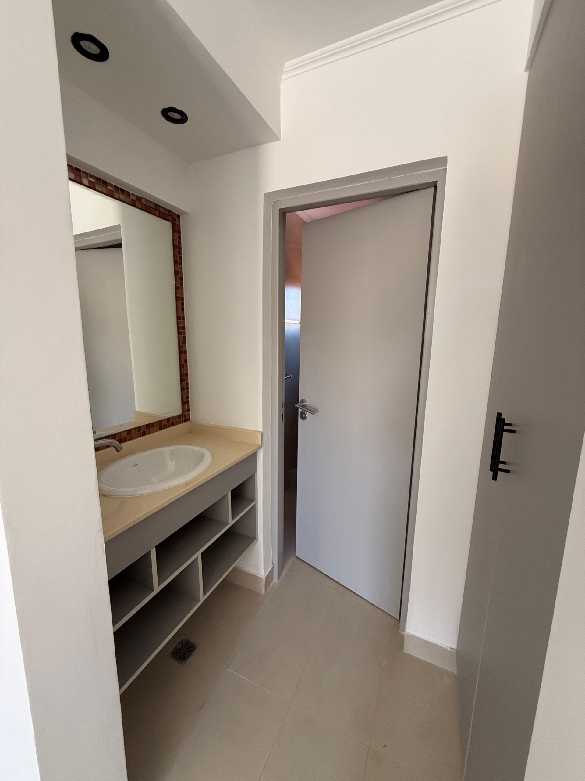 fd8fcc2a-e9e8-44bf-81a5-ccd199d065a0