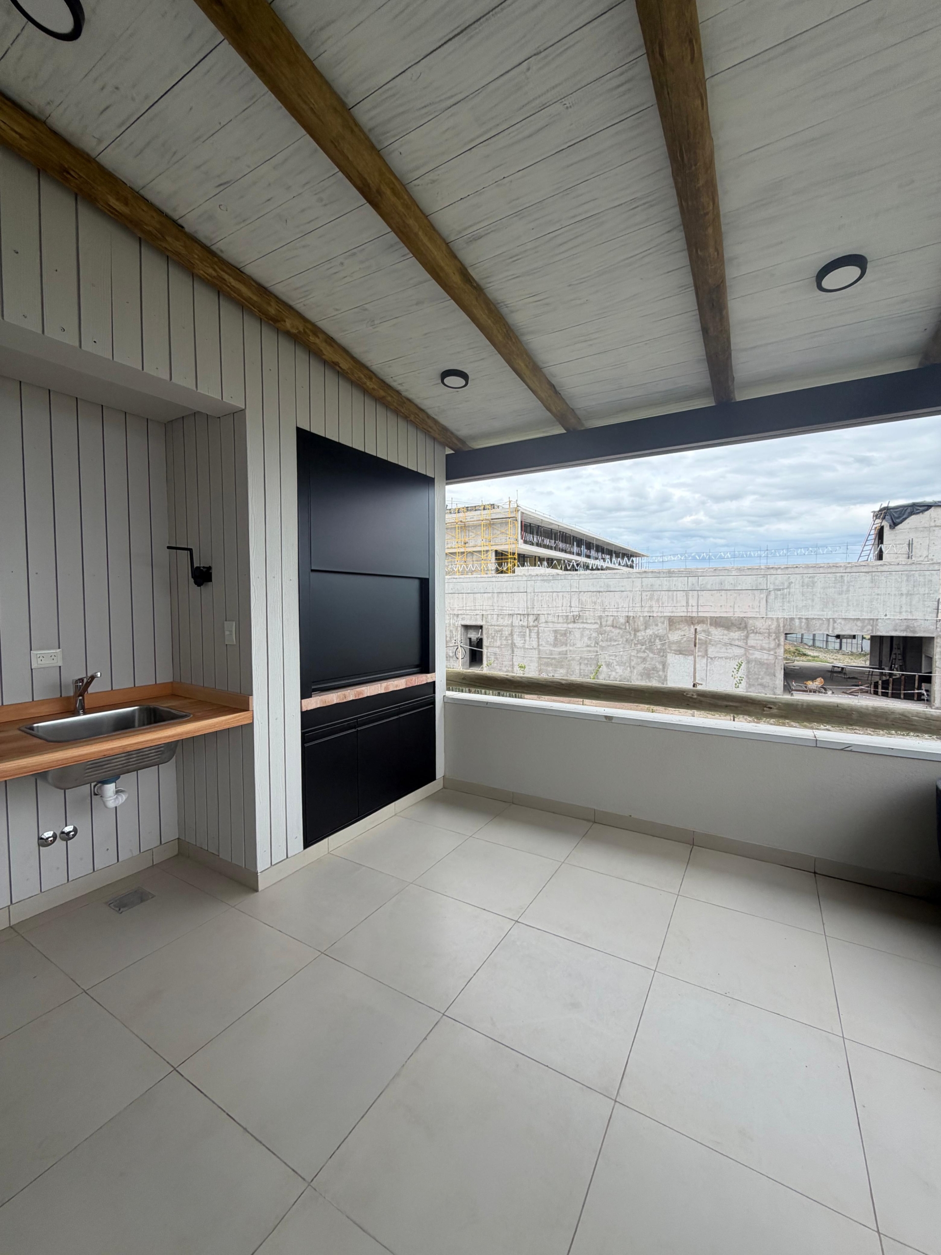 WhatsApp Image 2026-04-01 at 14.25.49